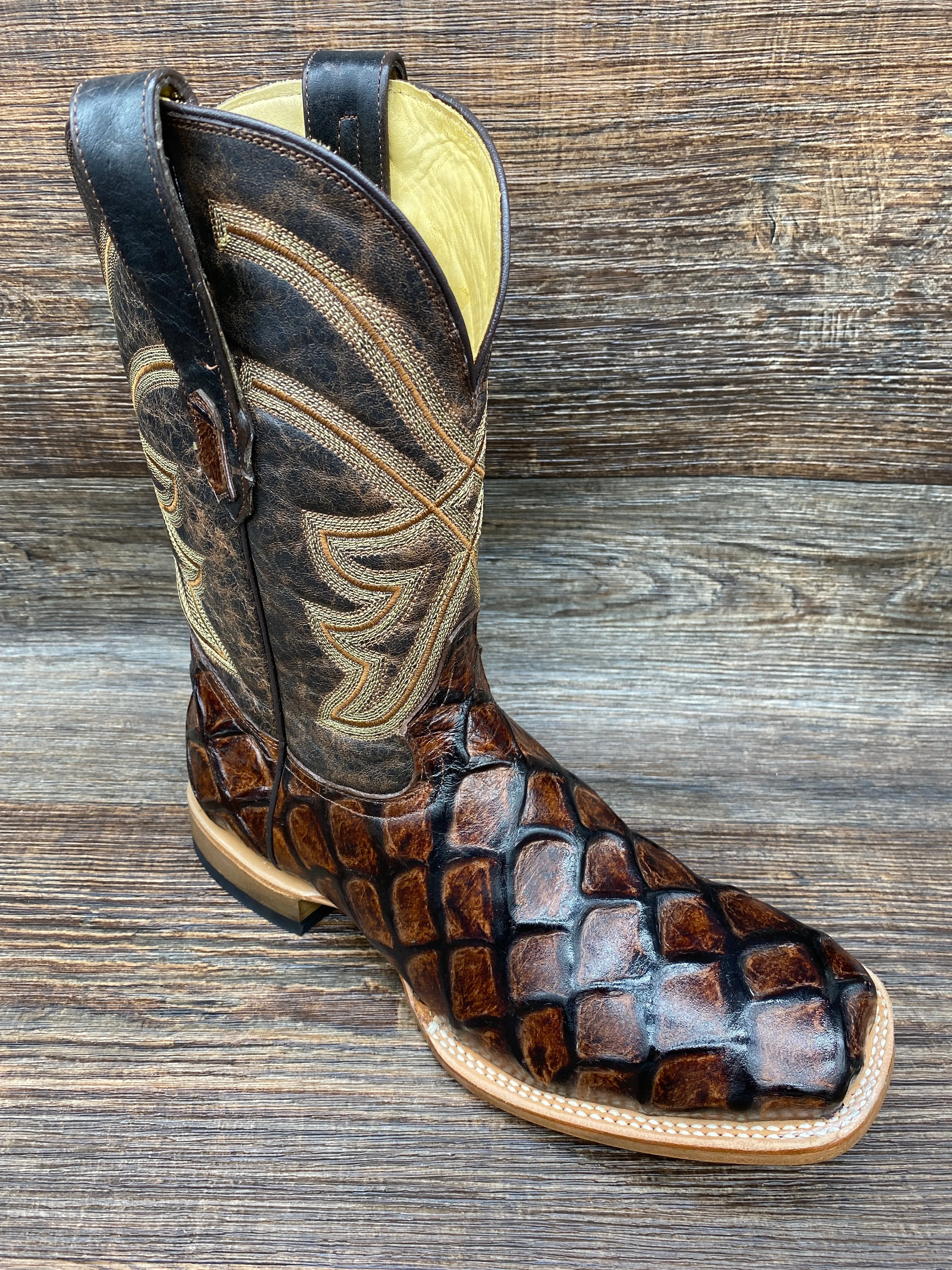 158q Men's Pirarucu Fish Print Square Toe Western Boot by Cowtown