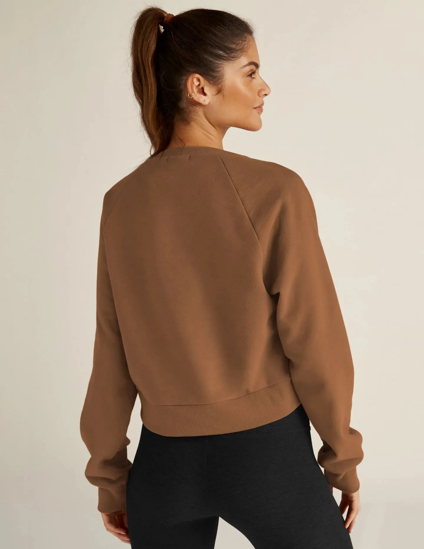 Beyond Yoga Uplift Cropped Pullover