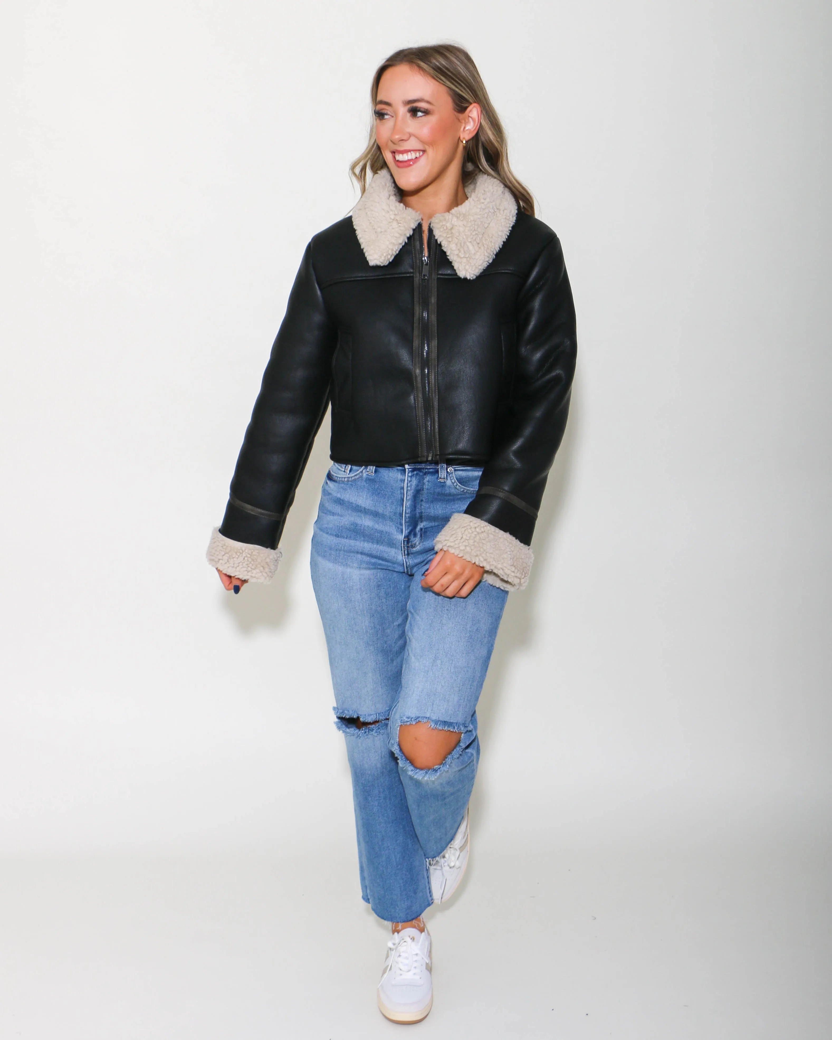 Black Fur Collar Cropped Jacket