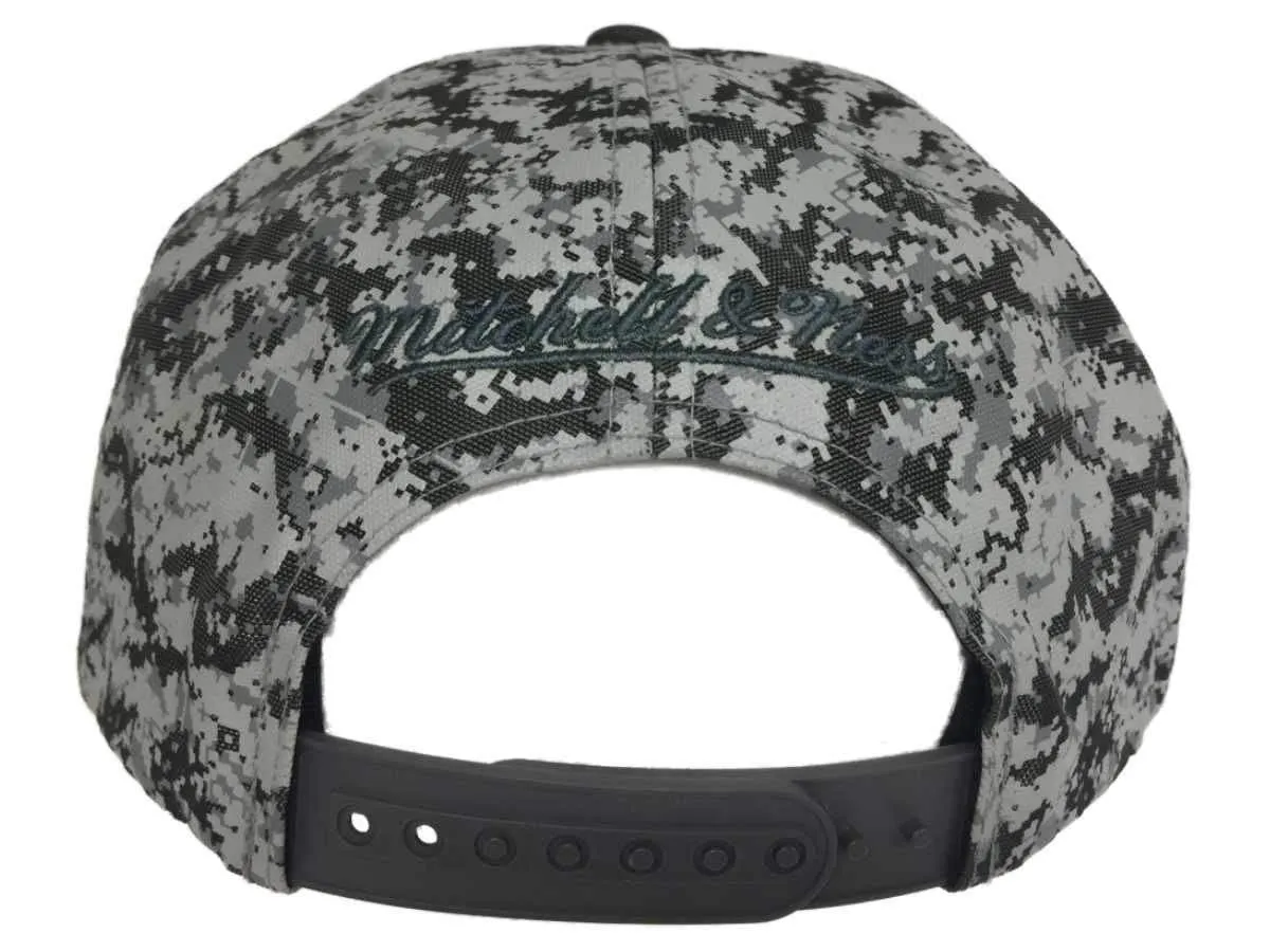 Charlotte Hornets Mitchell & Ness Gray Digi Camo Snapback Flat Bill Hat Cap