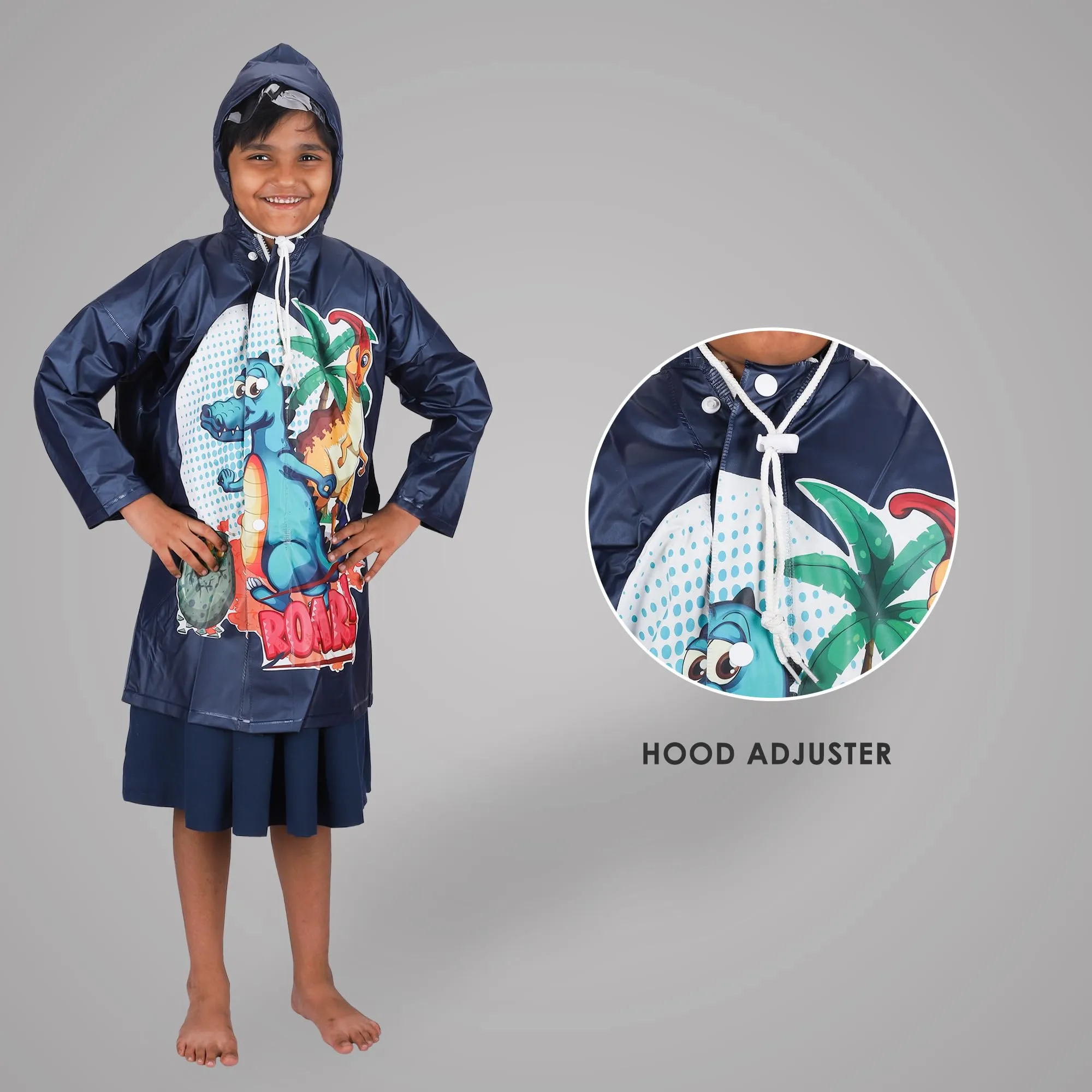 THE CLOWNFISH Toon Caper Series Kids Waterproof PVC Longcoat with Adjustable Hood & Extra Space for Backpack/Schoolbag Holding. Printed Plastic Pouch. Kid Age-3-4 years (Midnight Blue)